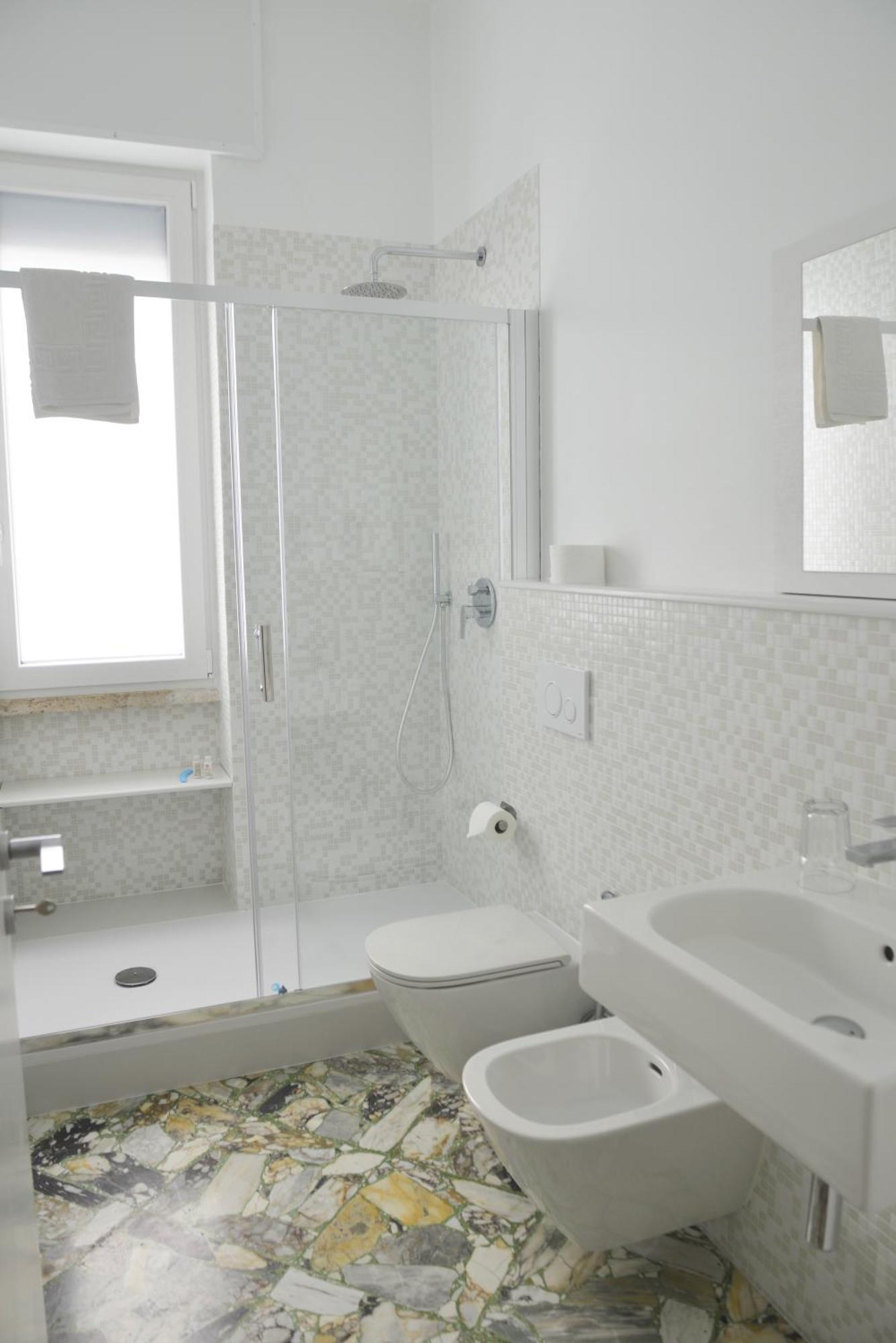 La Casa Di Eva Bed & Breakfast Brindisi Bagian luar foto